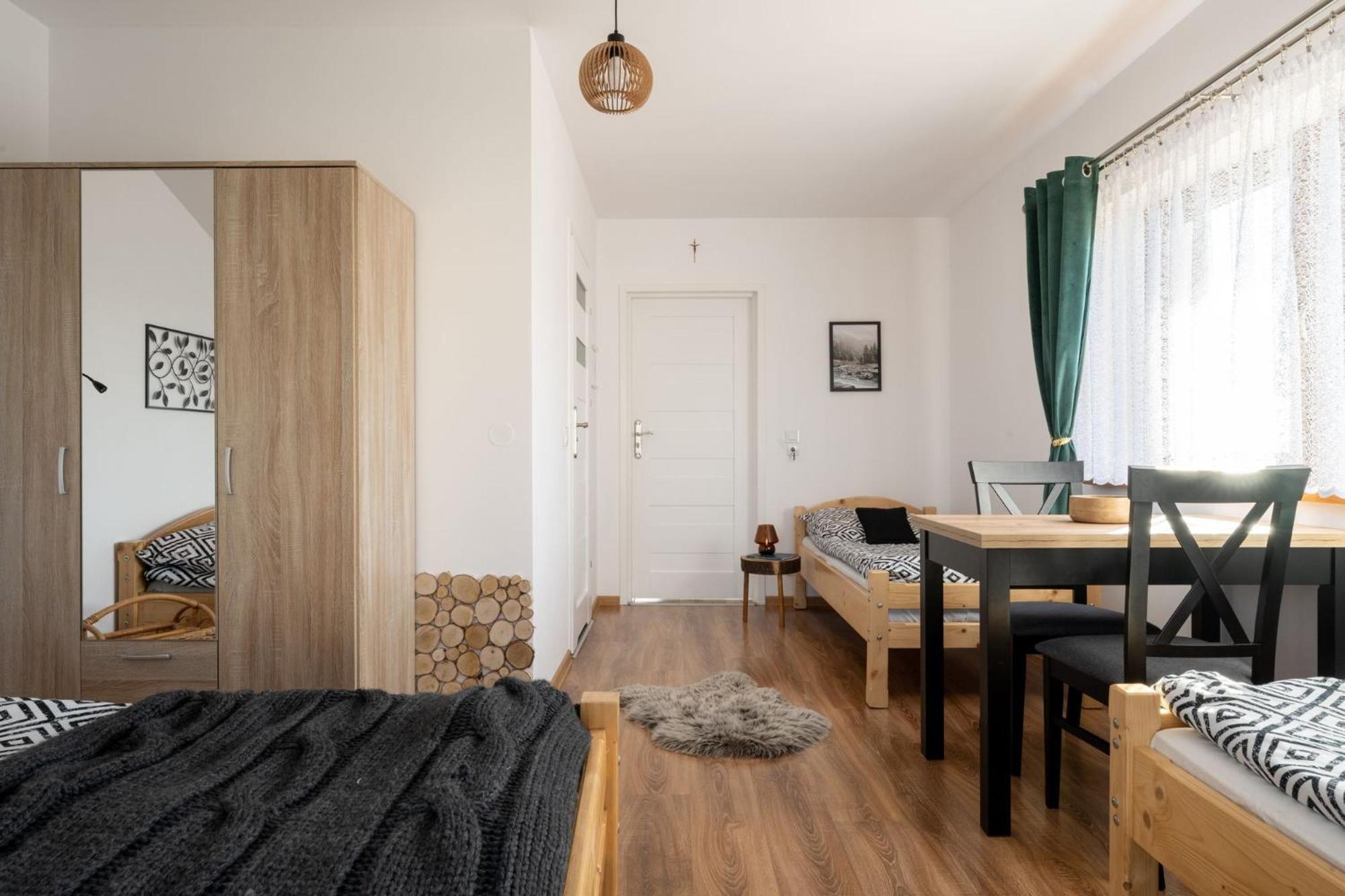 Dw Pod Zlotym Kasztanem Apartment Trybsz Exterior photo